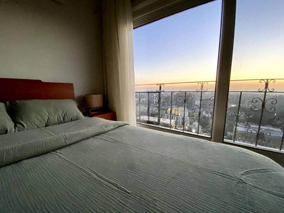 Top of The World/Full Nile View Zamalek Loft - Ferienwohnung Kairo