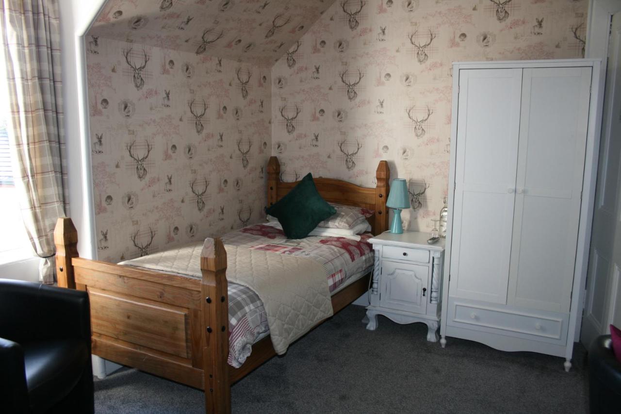 Large Twin Room