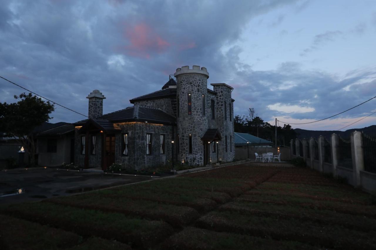 Mahaeliya Rock Castle - Ferienwohnung Nuwara Eliya