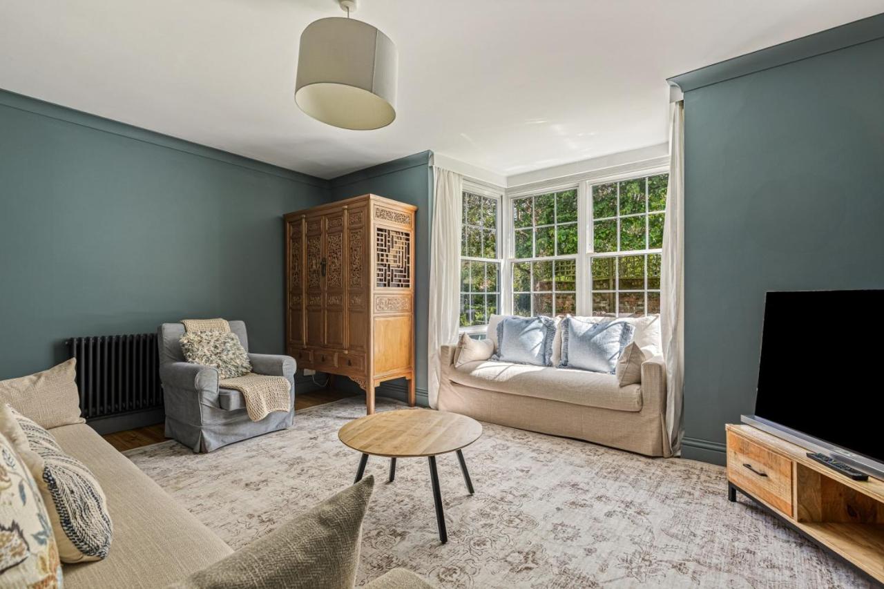 Montpellier House, Centrally Located, Large Garden - B&B Henley-on-Thames