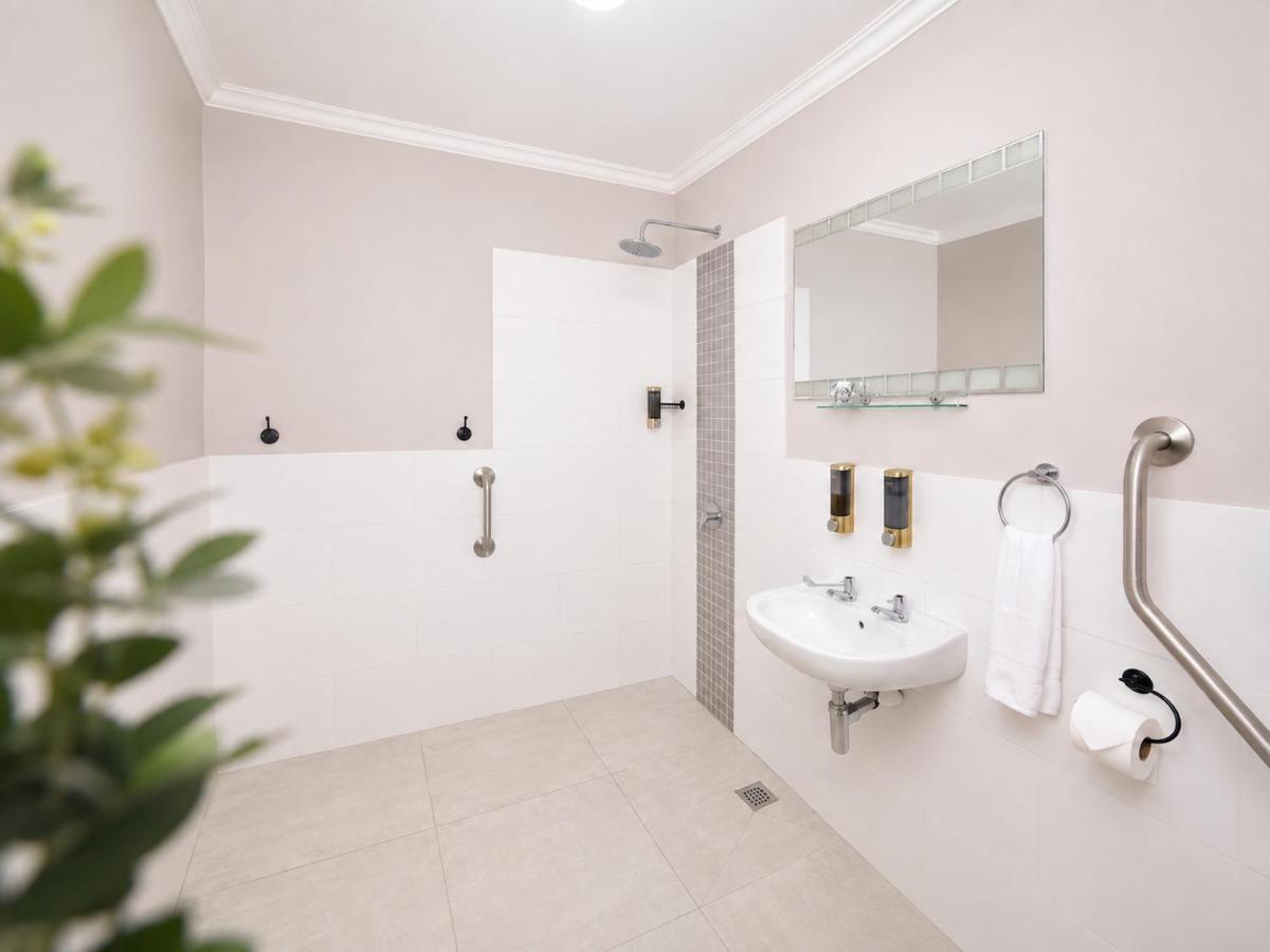  Double Room - Disability Access