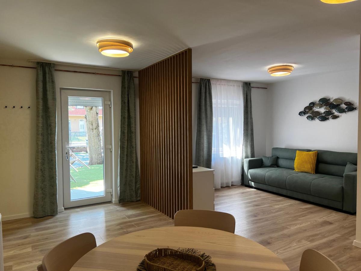 One-Bedroom Apartment with Terrace