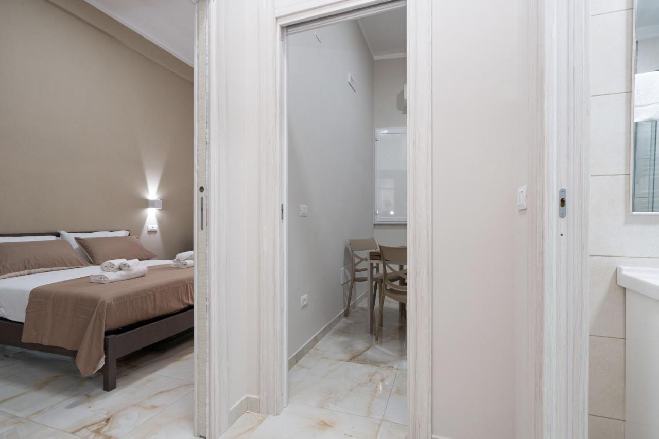 Home Roberta by Giovi's Apartments - B&B Castellammare di Stabia