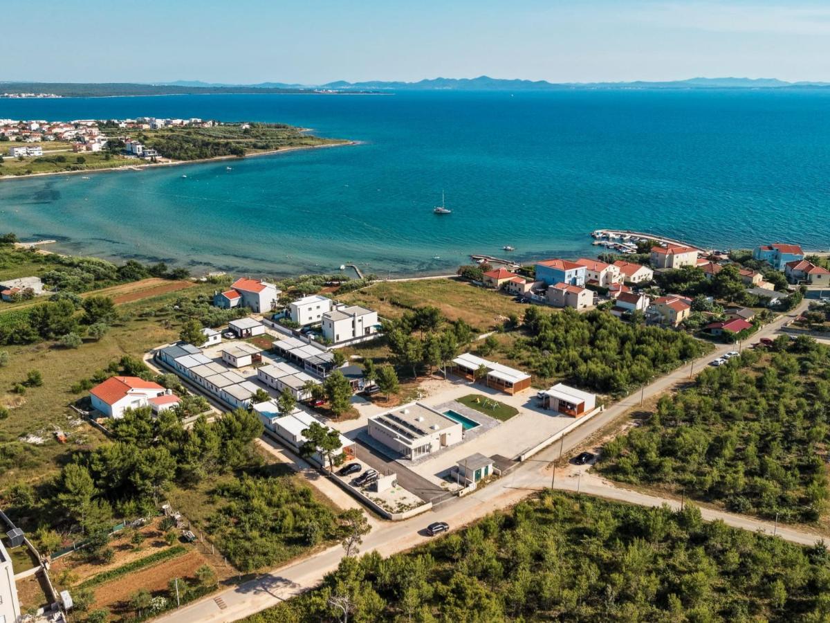 Mobilhome Arina - Privlaka Camping with Pool - B&B Privlaka