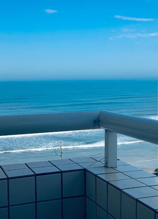 Apto amplo vista para o mar Mongaguá Wi-Fi gratuito aceita pet - B&B Mongaguá