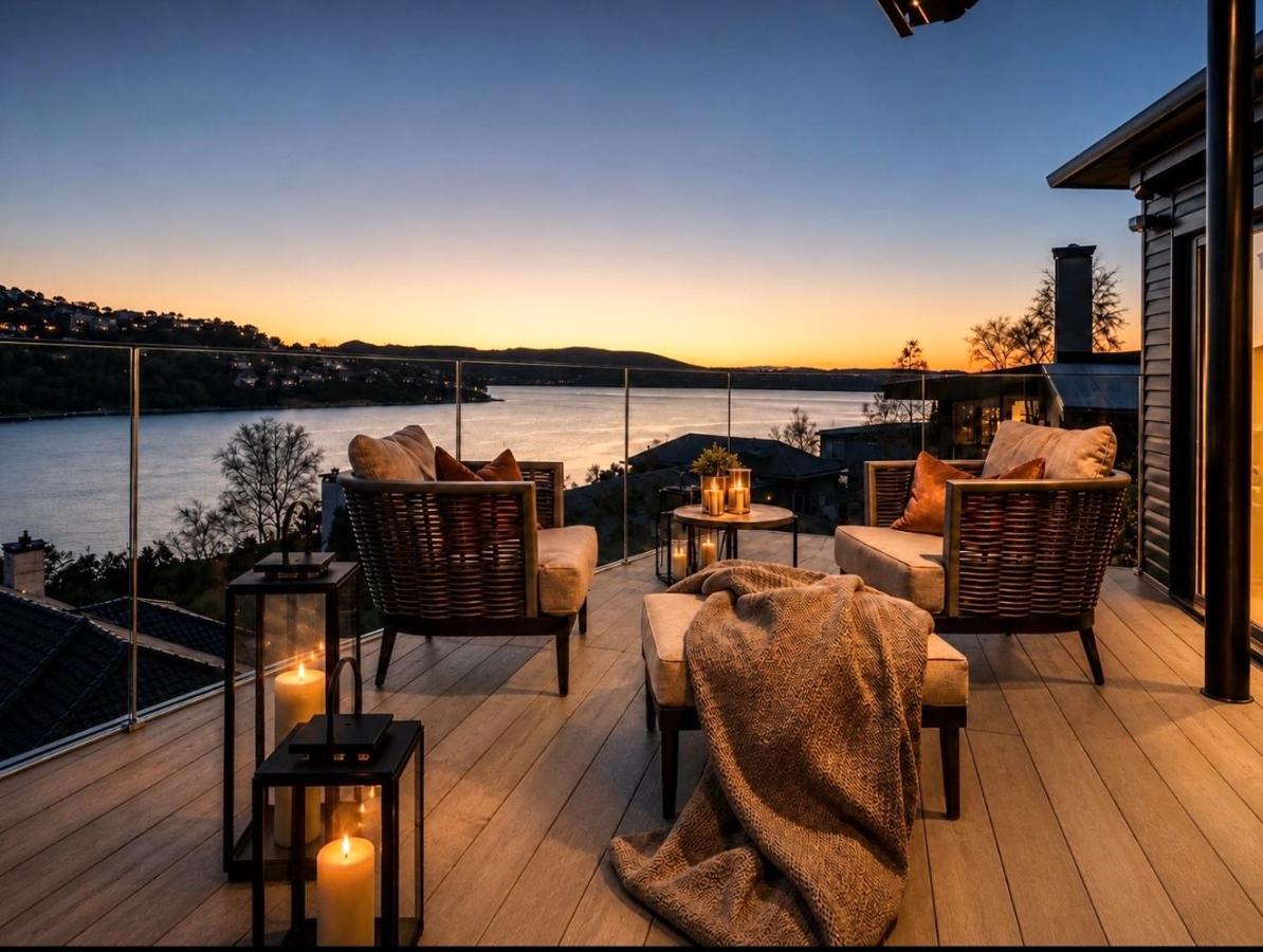 Luxury "Villa Bergen" Private Pool, Gym, Sauna, Hot Tub, 10 Minutes from City Centre - Chambres d'hôtes Bergen