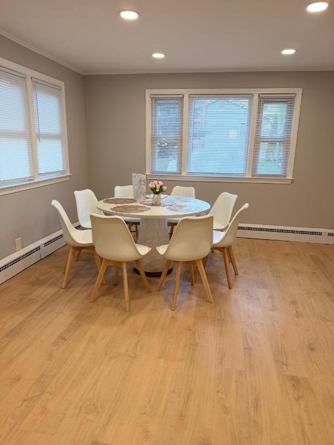 Renovated Beachside Retreat - Bed and Breakfast Milford