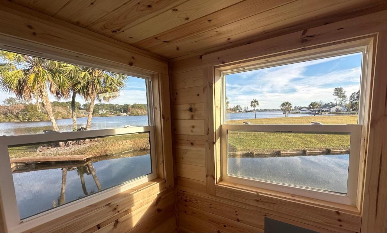 Camera Familiare con Vista Lago