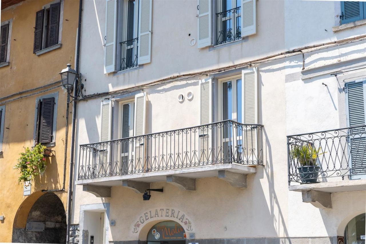 IseoLakeRental - Il Delfino del Lago - Chambres d'hôtes Riva di Solto