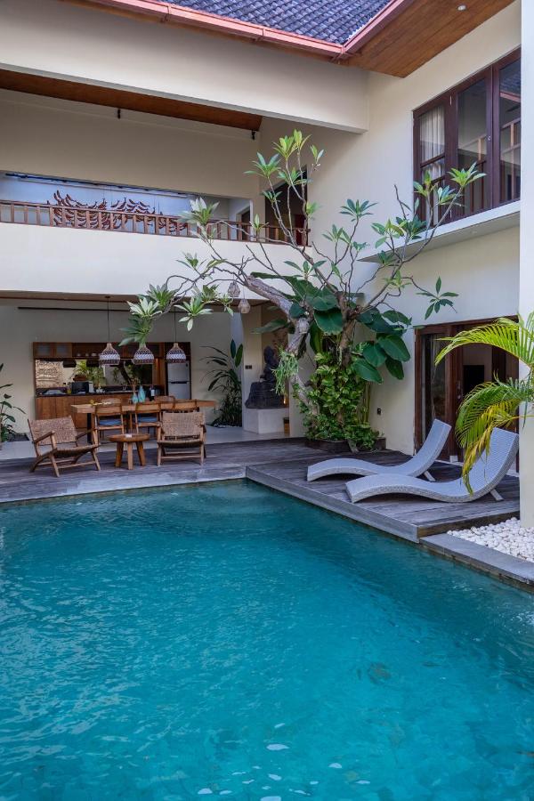 Three-Bedroom Villa with Private Pool - Villa Kamu