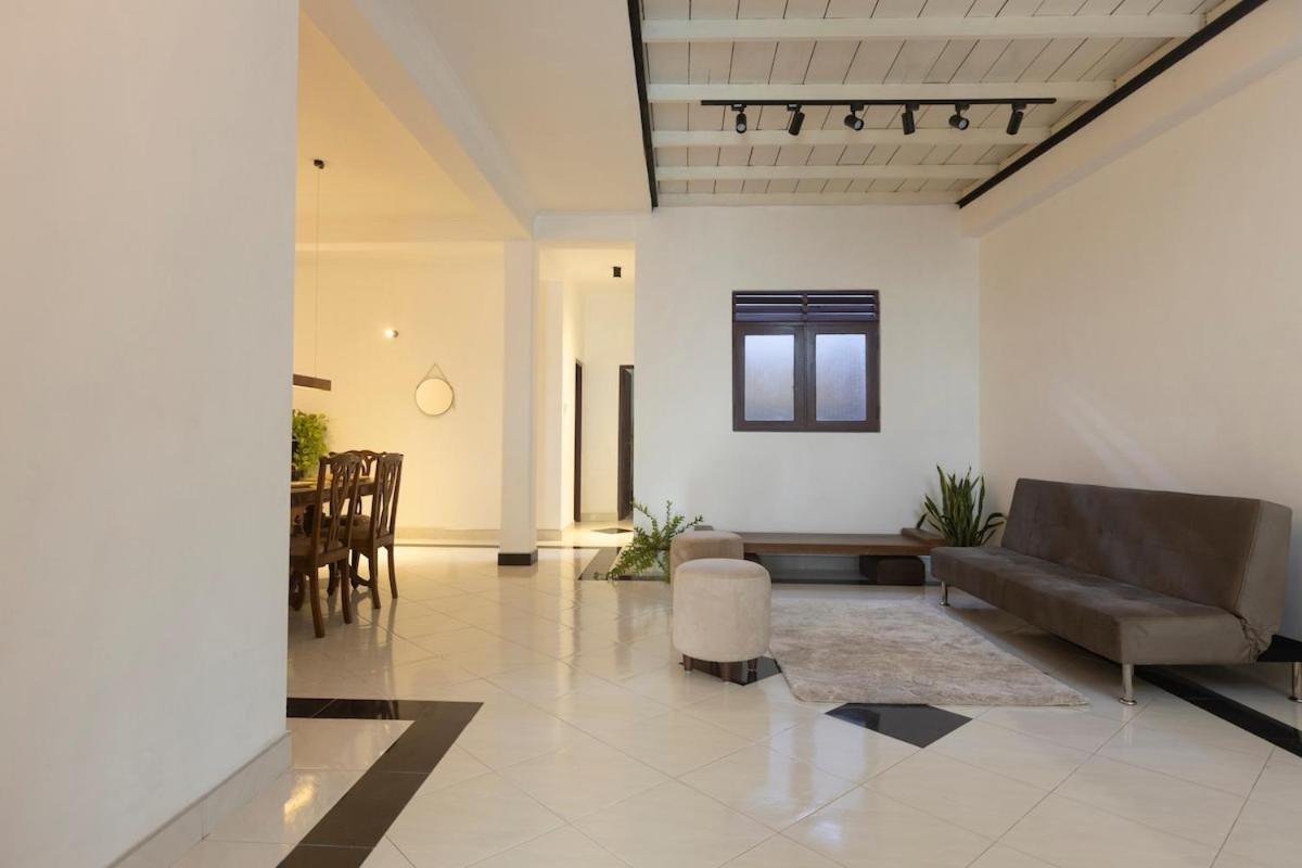 Vesta Hills Kandy - Mountain View Homestay - Chambres d'hôtes Kandy