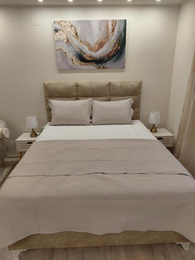 apartman STUDIO ELEGANCE - Bed and Breakfast Bečej