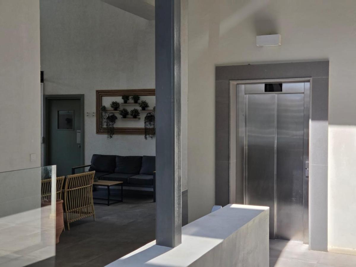 Halcyon Mythical SPA Studio - B&B Paralímni