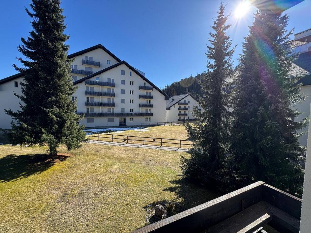Slope-Side Mountain Apt Sleeps 4 - Ferienwohnung Laax