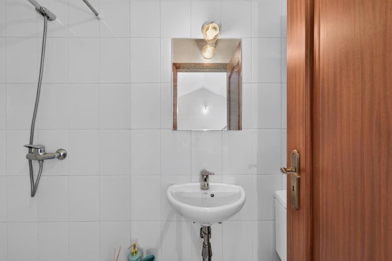 Casa da Abegoaria - B&B Caniço