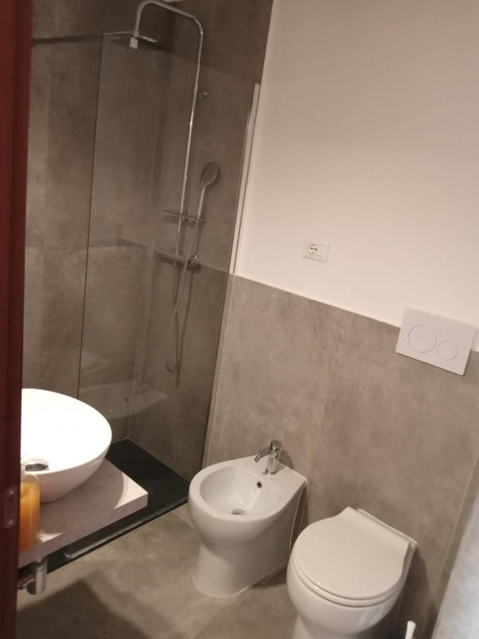 Habitación Triple con aseo compartido