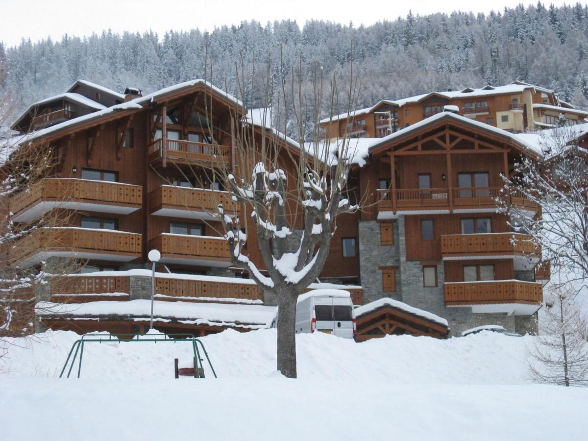 Les Granges 14 for 10 people - Chambres d’hôtes Montalbert