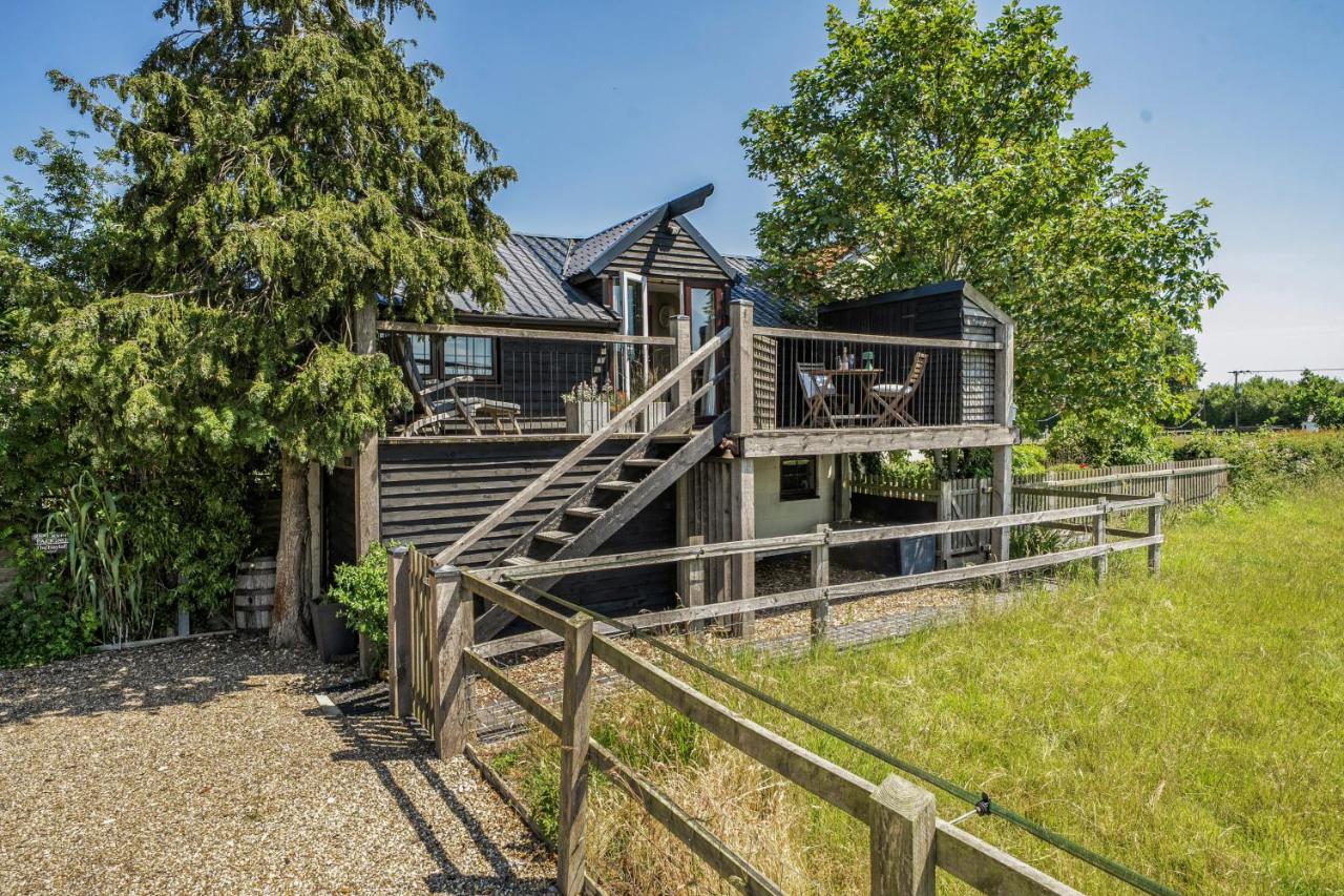 Hayloft-Sleeps 3-with Enclosed terrace - B&B East Dereham