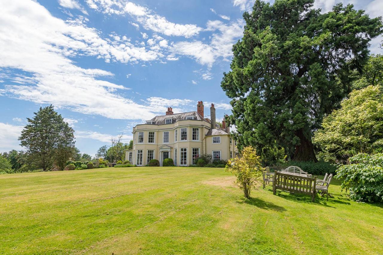 Holbecks House by Group Retreats - B&B Hadleigh