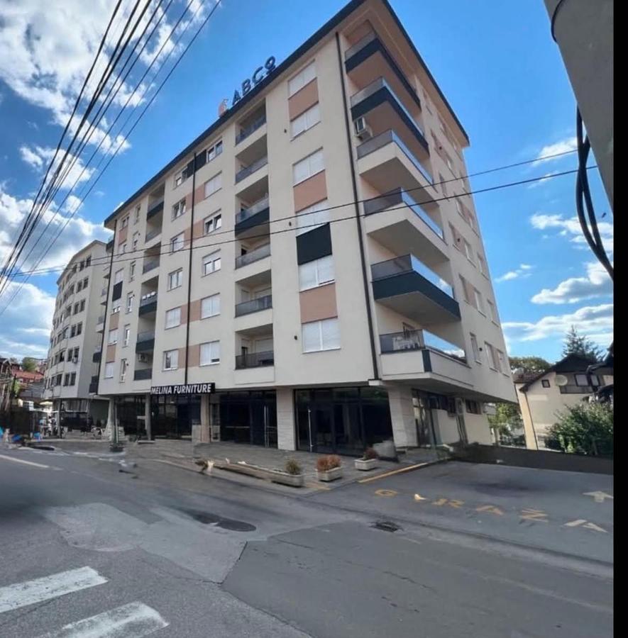 ABC Apartments - FREE PARKING - Bed and Breakfast Novi Pazar