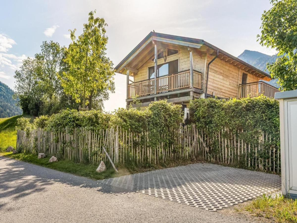 Chalet Alpenzauber mit beheiztem Pool, Inzell - Ferienwohnung Inzell
