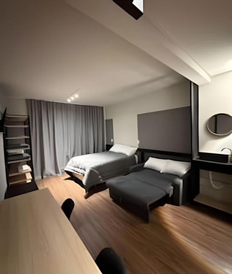 Apez Smart Studio - B&B Joinville