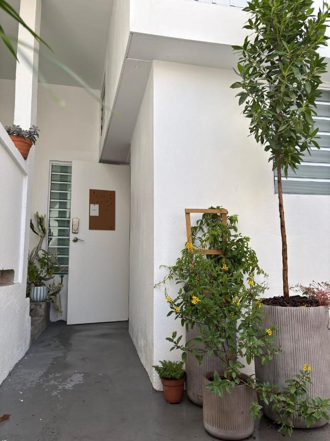 Modern Micro Loft in Art Hub by Stay Here PR - Chambres d'hôtes San Juan
