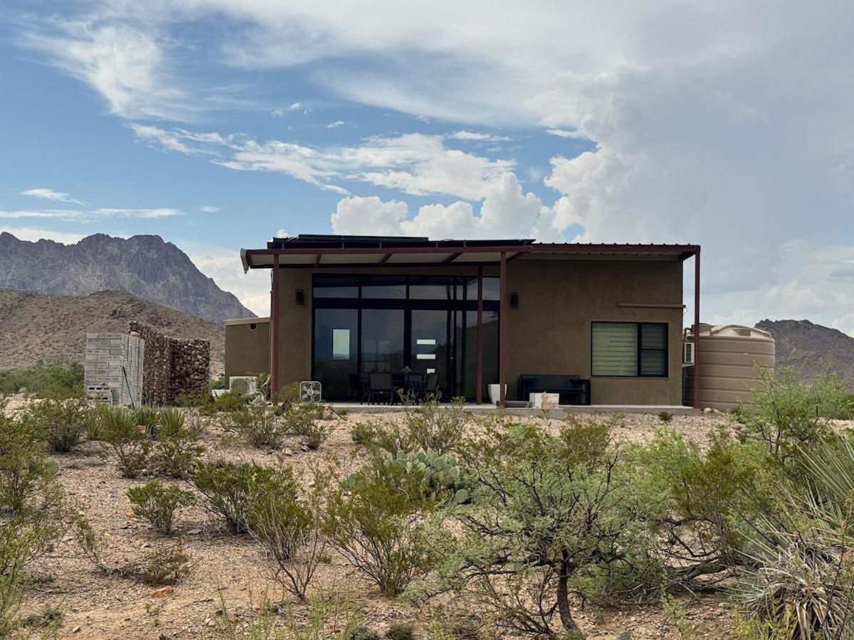 Terlingua Container Home Retreat - B&B Terlingua