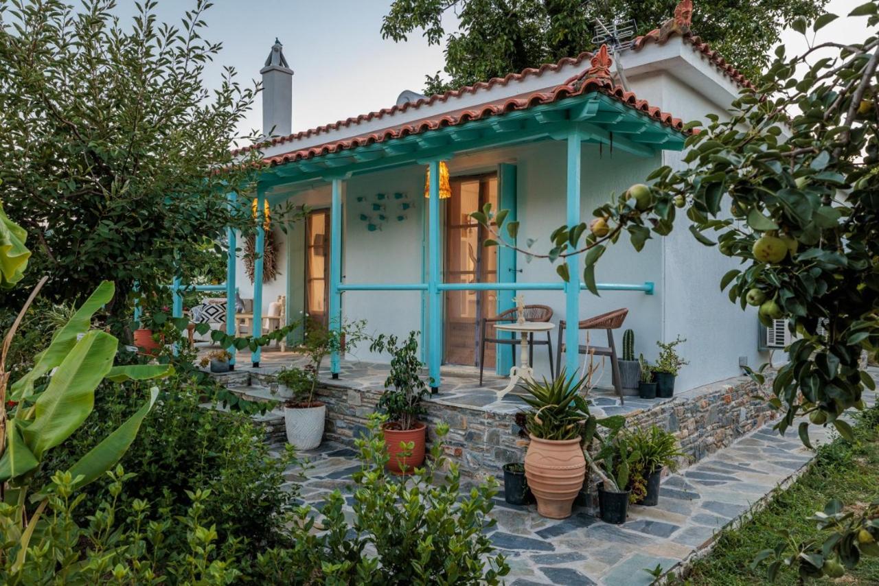 Amaranthos Garden Retreat - Bed and Breakfast Skópelos