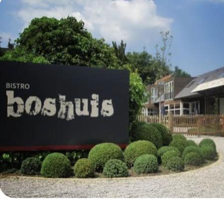 Huyze Rapaert Cozy and spacious 4 rooms, open kitchen - B&B Oostkamp