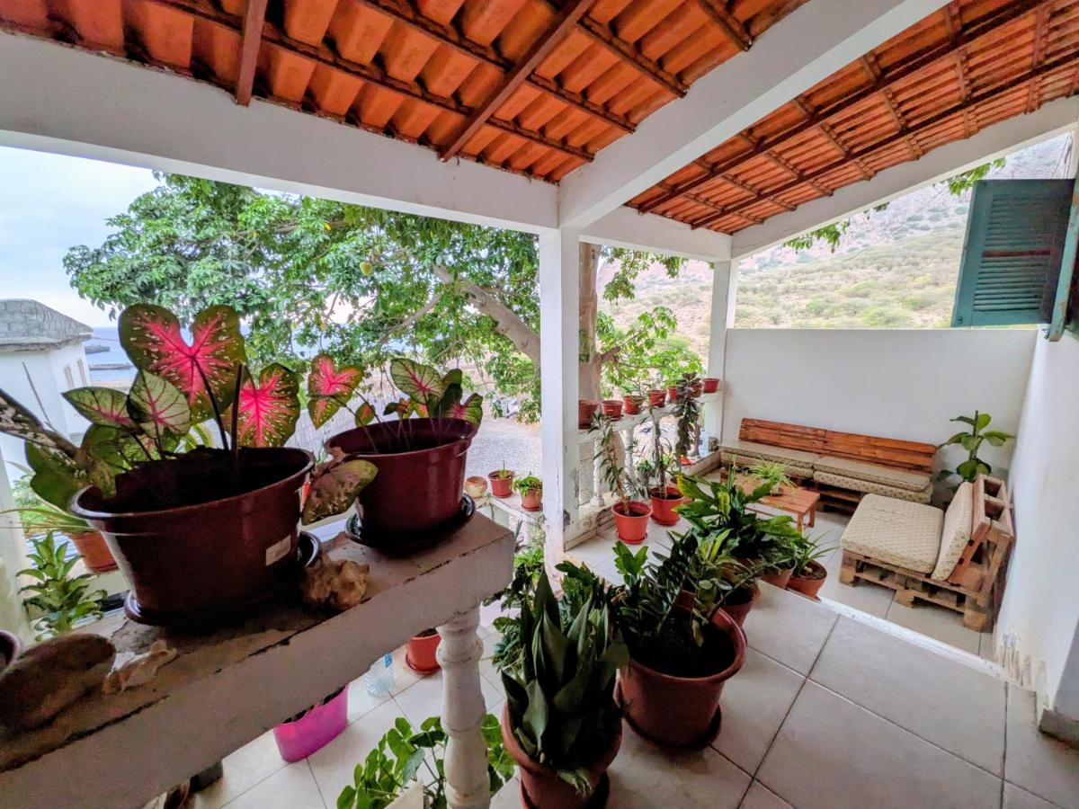 ponta gato residence