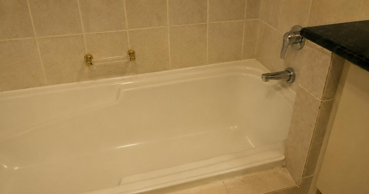 Quay West Apartment - 2 beds 2 baths 1 carpark Furnished - B&B Auckland
