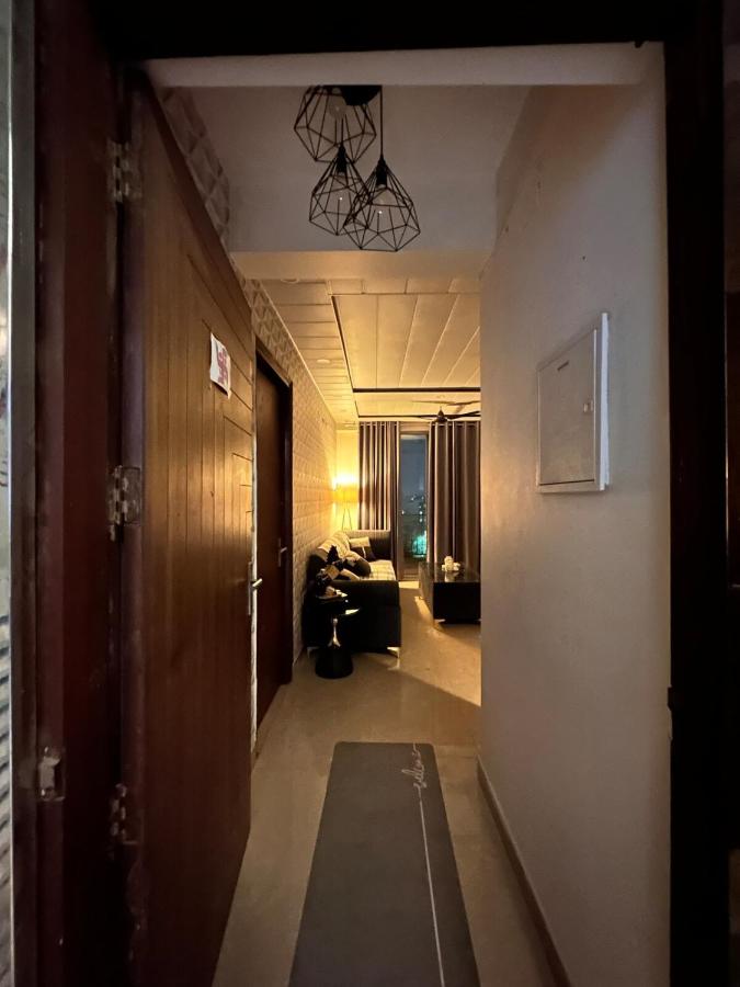 3 BEDROOM Apartment ENTIRE place with balcony - B&B Sonīpat