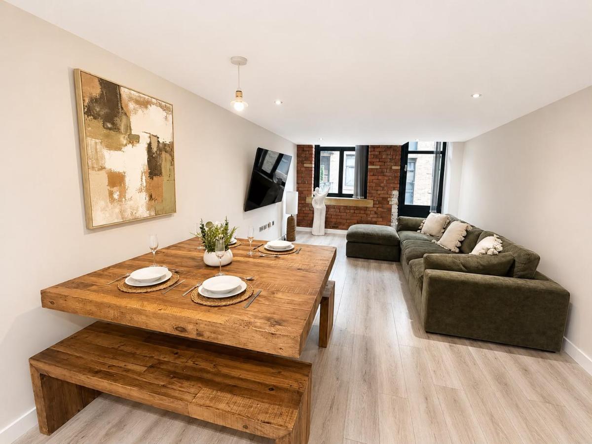 Comfortable 2BR Flat - Bradford City Centre Stay - B&B Bradford