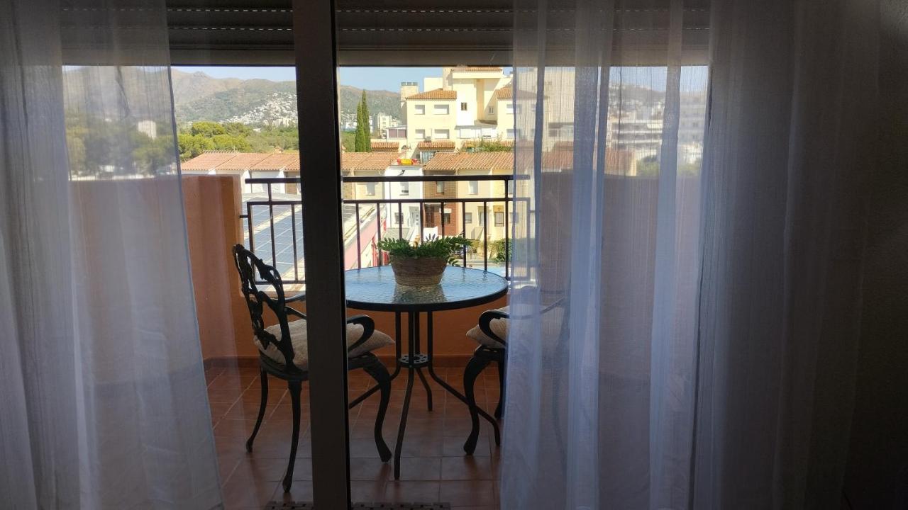 Estudio cerca de la Playa - B&B Roses