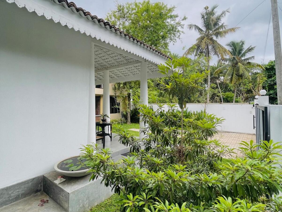 Villa Odiliya Hikkaduwa - Ferienwohnung Hikkaduwa