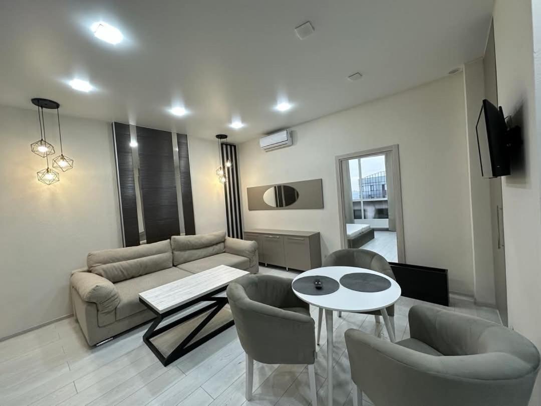 Delmar apartments Люкс - B&B Dnipró