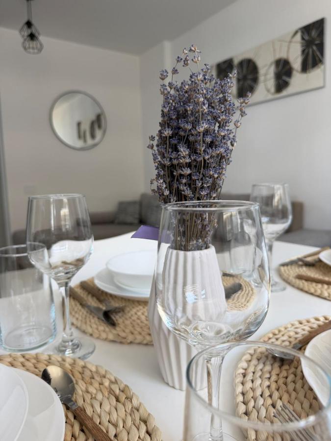 Ralph's HOME Spacious Private Parking Wi-Fi - Ferienwohnung Temeswar
