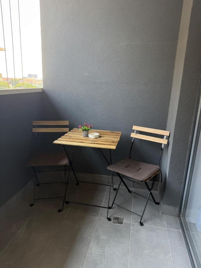 Ralph's HOME Spacious Private Parking Wi-Fi - Ferienwohnung Temeswar