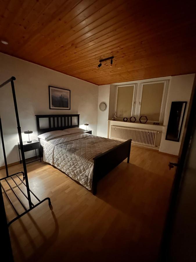 Only 5 min away from the Spangdahlem AB main gate - B&B Oberkail