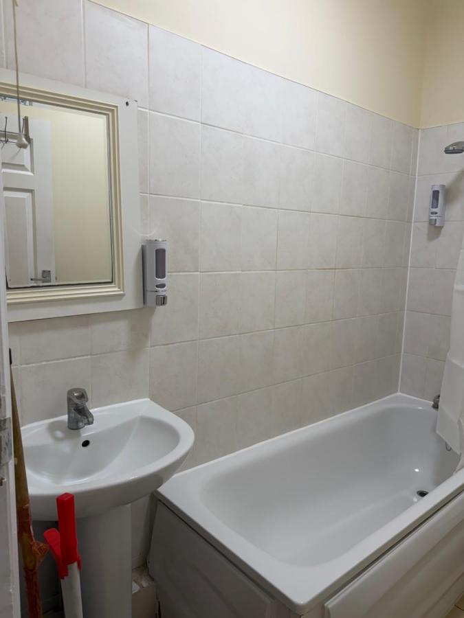 Amazing Forest 1Bedroom Apartment - B&B London
