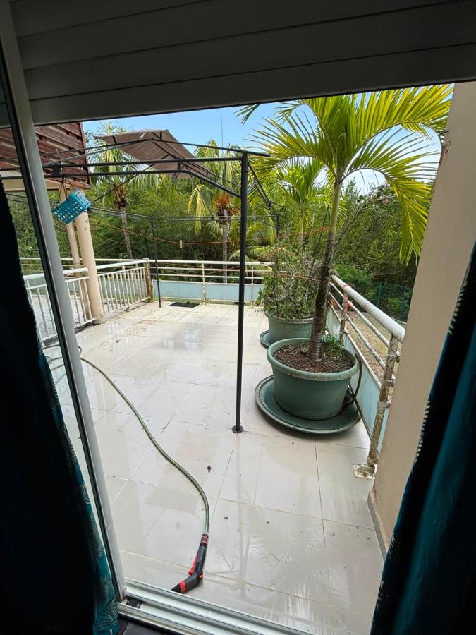 Duplex familial lumineux avec terrasse - Le Gosier - B&B Le Gosier