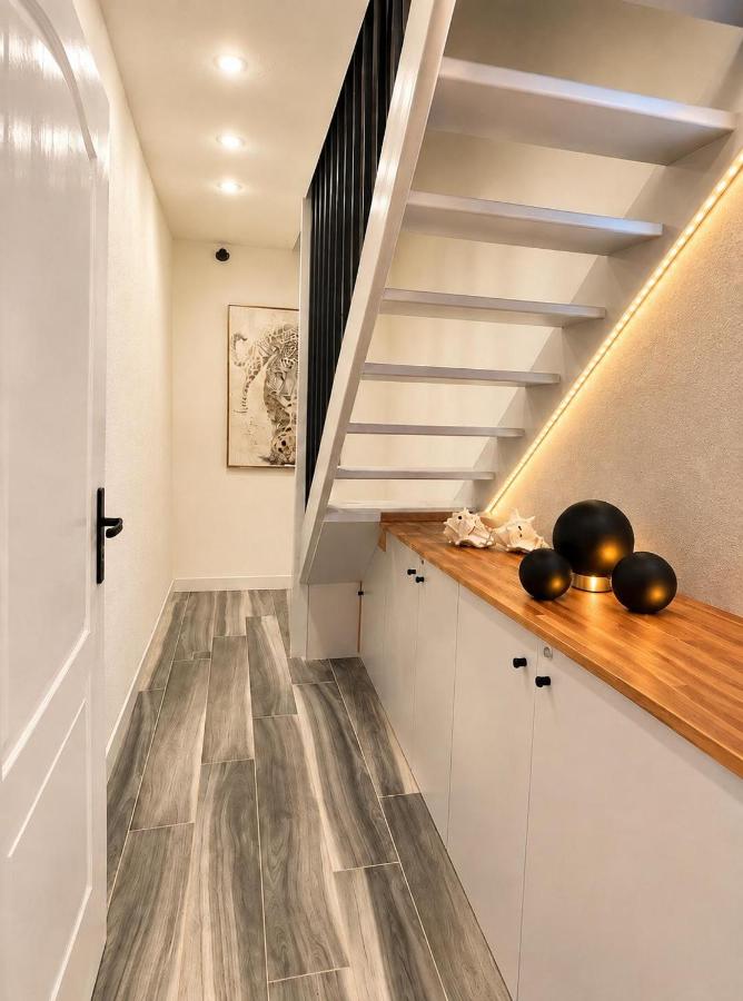 Ocean Eleven Boutique Stay - Skylight Loft - Caribbean Sea Views - B&B Sainte-Anne