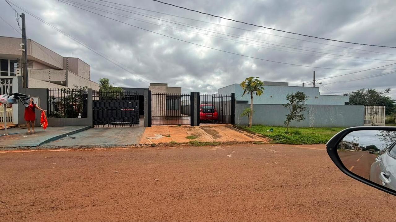 Kitnet com 2 Quartos, Wi-Fi e Garagem - Próxima ao Shopping e Aeroporto - Bed and Breakfast Foz do Iguaçu
