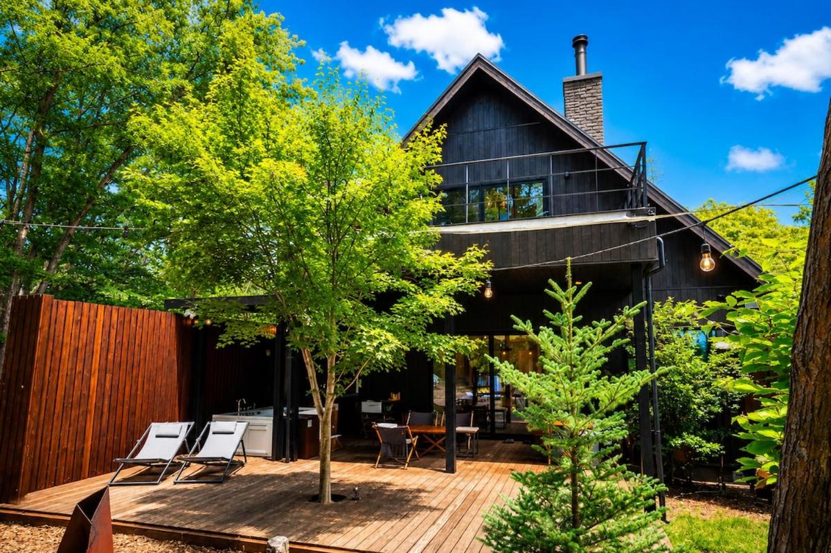 SAUNA FOREST CABIN 軽井沢 御代田 B棟 mori-asobi - Chambres d'hôtes Oiwake