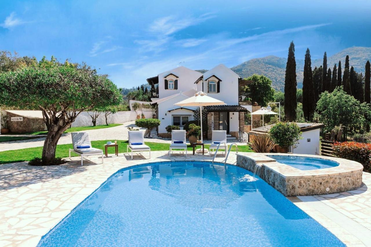 Villa Claire Corfu Private Pool Villa on 10000 sqm - B&B Gastouri