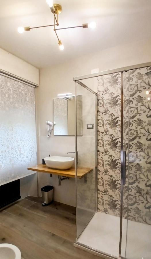 Chambre Triple - Vue sur la Piscine