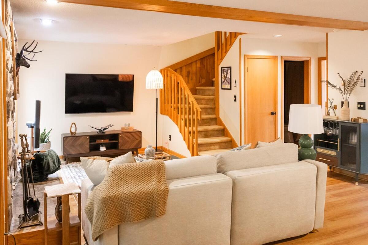 Modern Mountain Getaway 3BR 3BA - Canaan Valley - Ferienwohnung Davis