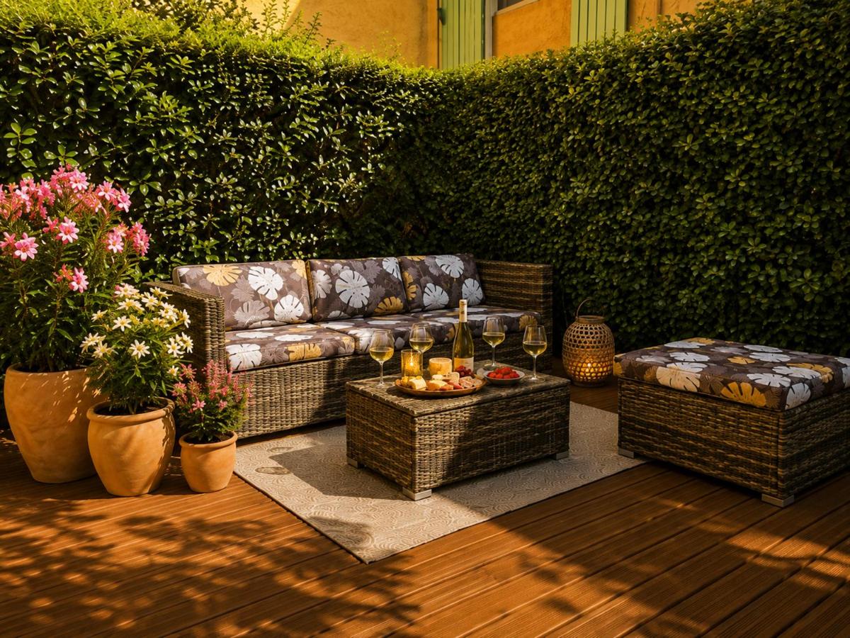 Le jardinet d'Emma - Jacuzzi privé, Jardin au calme entre Arles, Camargue et Alpilles avec parking gratuit - Chambres d'hôtes Raphèle-lès-Arles