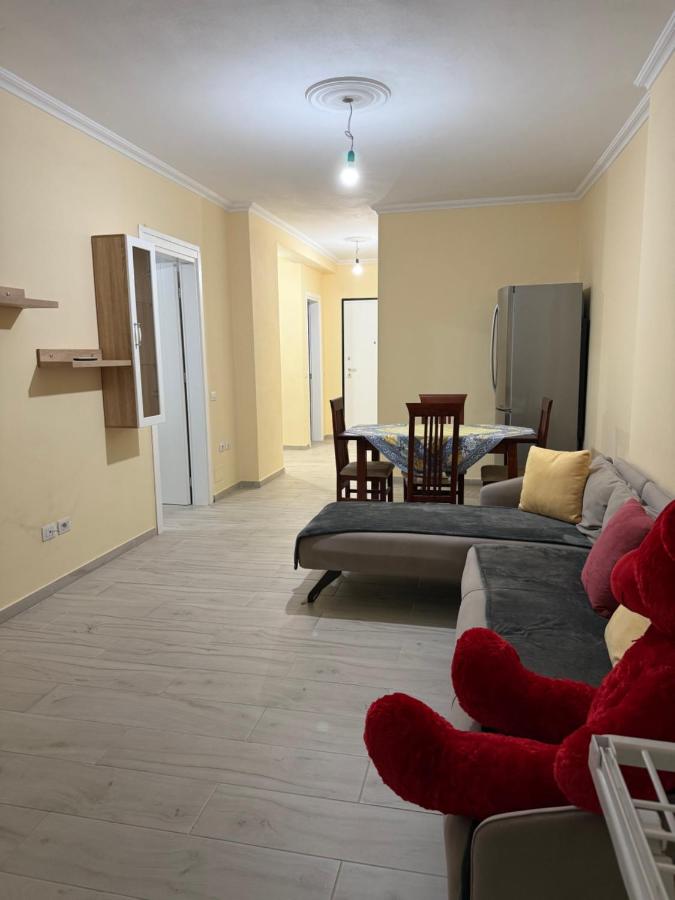 Enio City Center Apartment 2 - Chambres d'hôtes Vlora